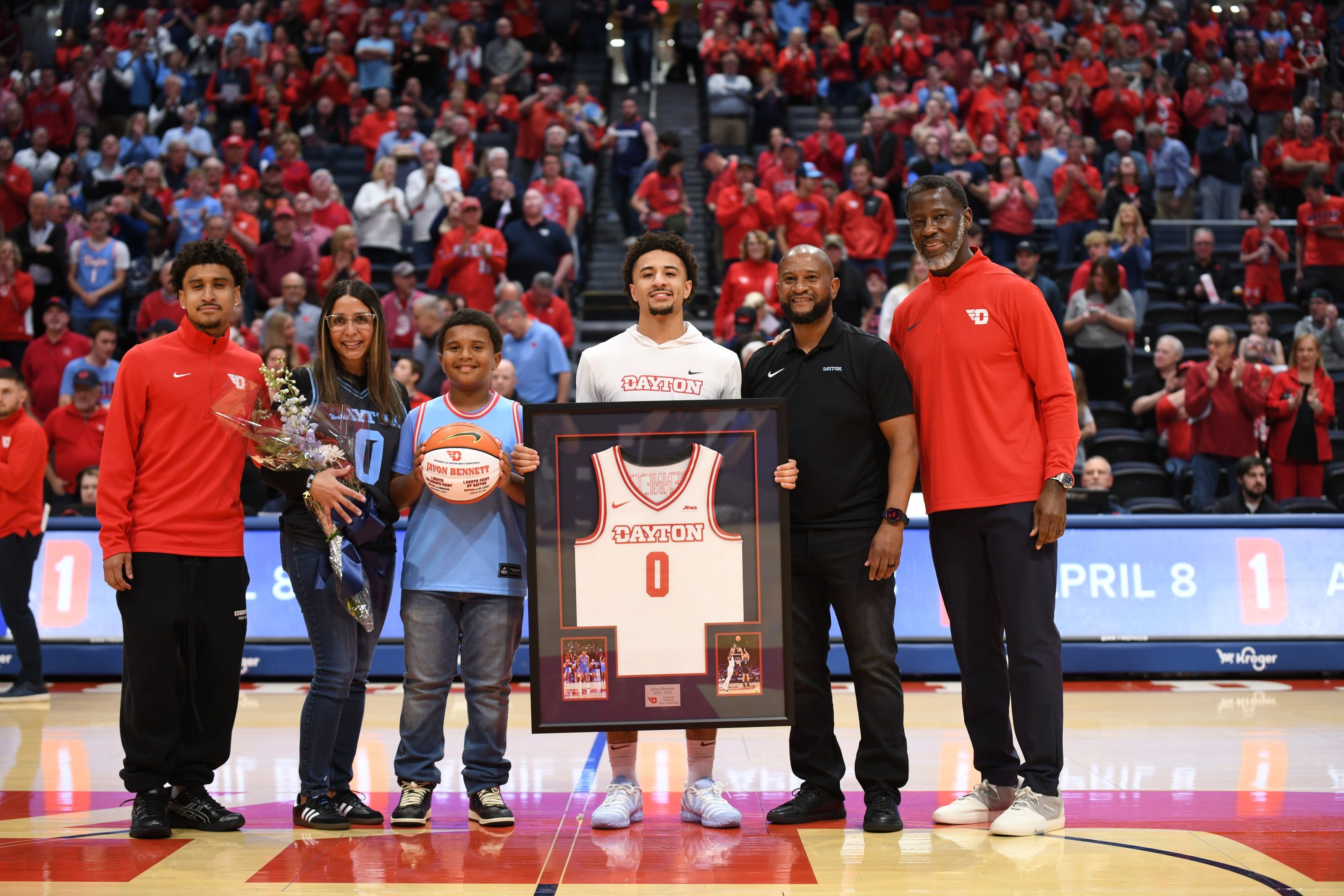 UD Basketball 1
