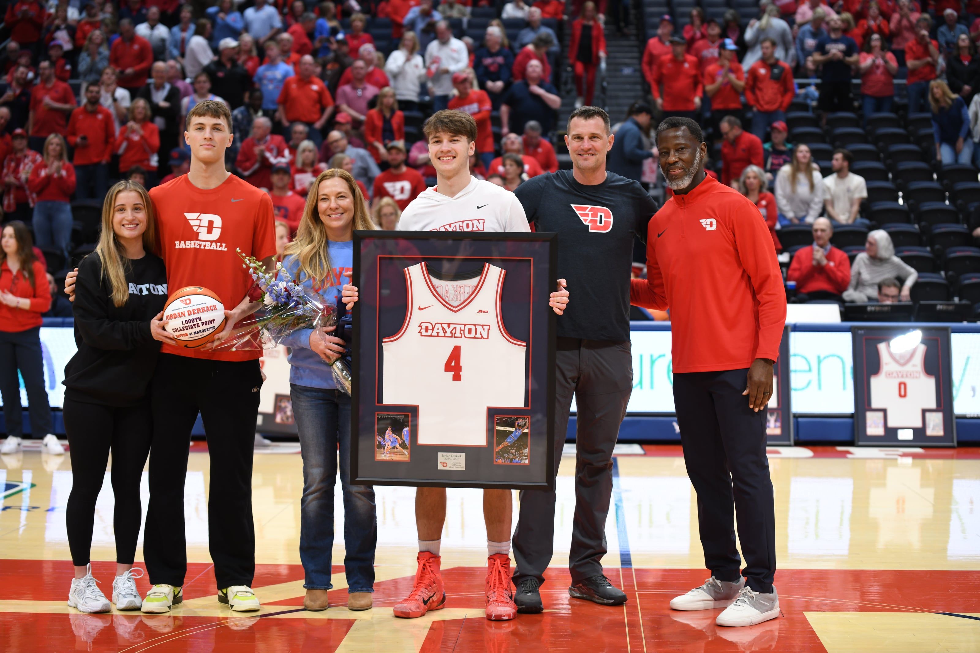 UD Basketball 2
